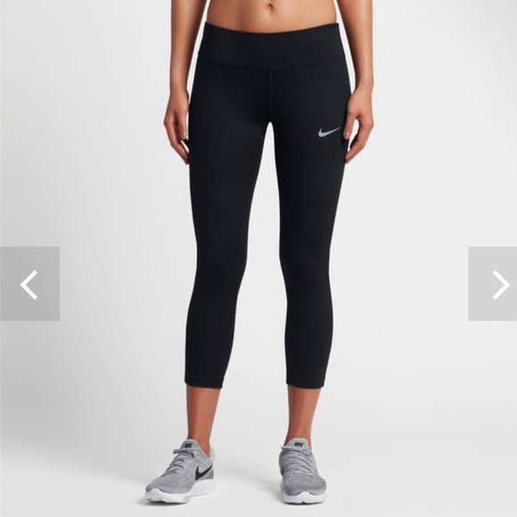 Nike power essential crop leggings Clearance